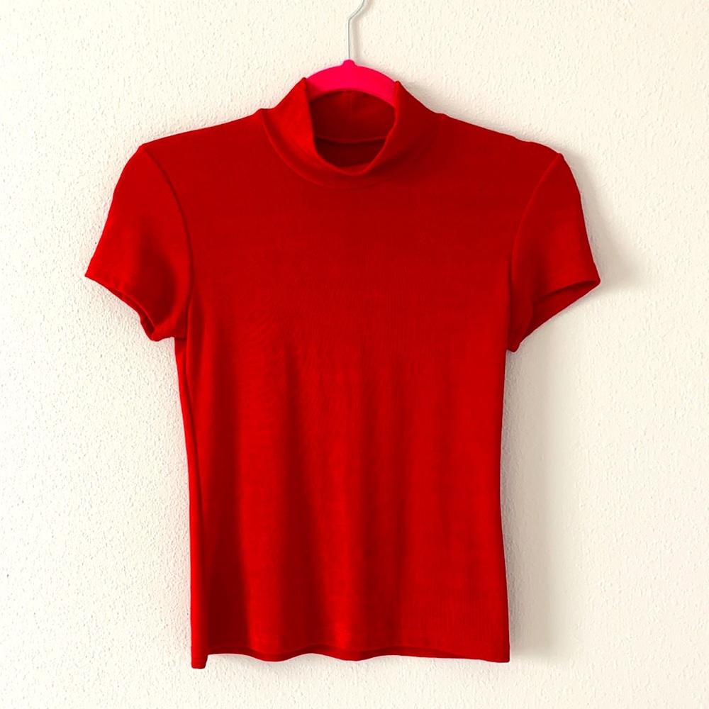 Red Short Sleeve Turtleneck Top